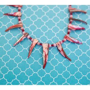 20 inch, Vintage Abalone Red Teeth Beads Bib Necklace - R36